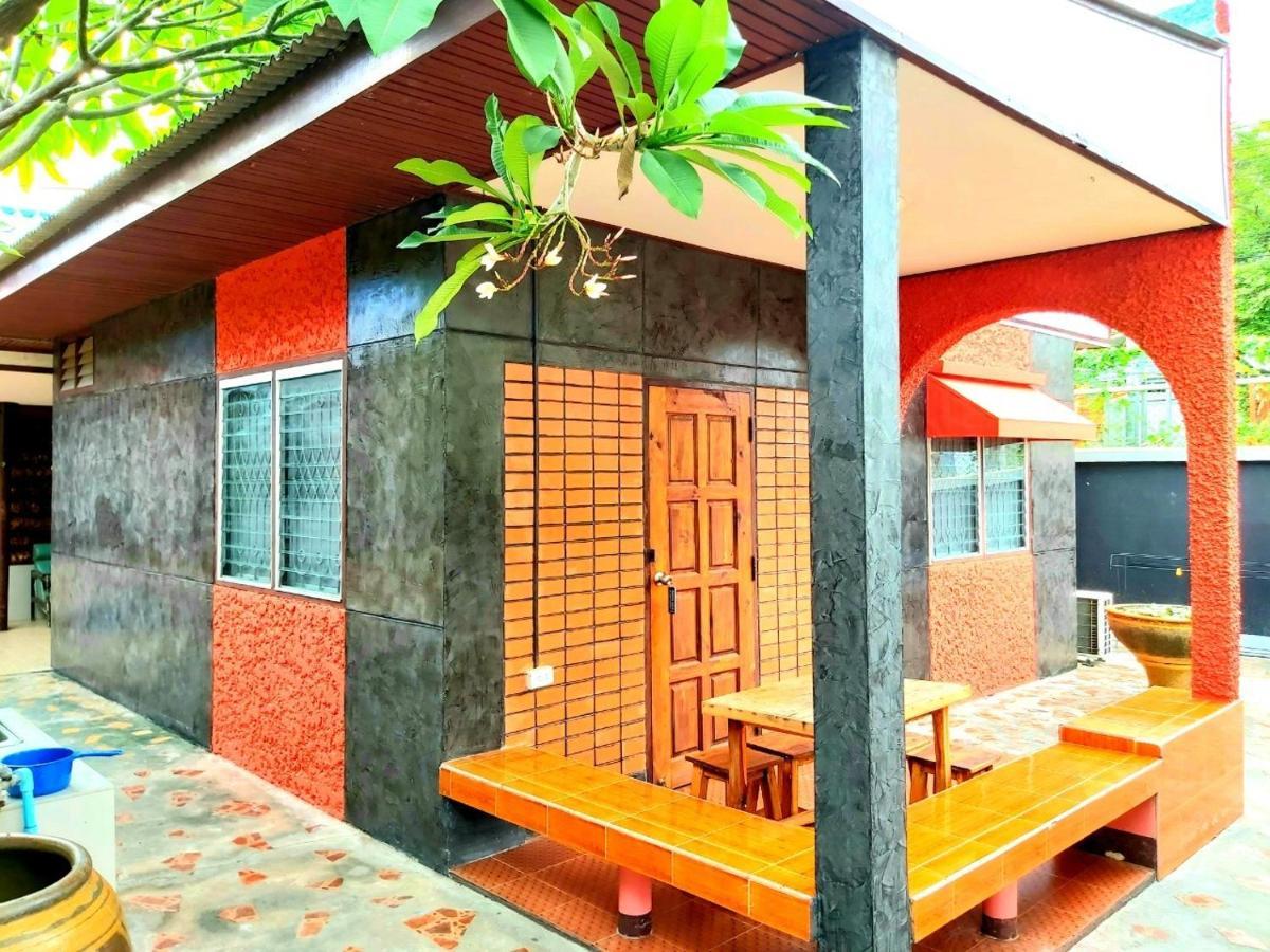 Wilailak Bungalow @ Koh Srichang Ко-Січанг Екстер'єр фото