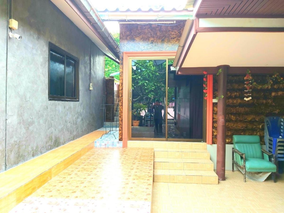 Wilailak Bungalow @ Koh Srichang Ко-Січанг Екстер'єр фото